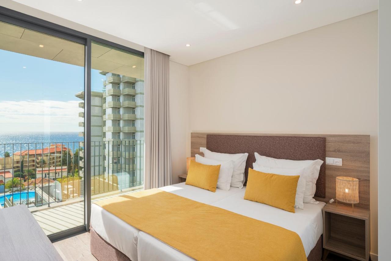 Monumental Plaza By Petit Hotels Funchal  Exteriör bild